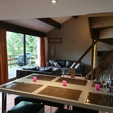 Maison Au Calme Dans Un Domaine Boise Ferienhaus