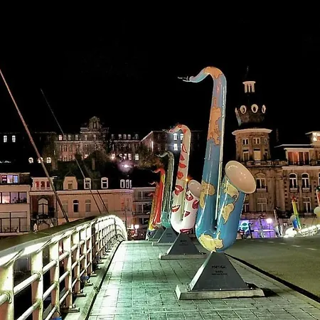 Maison Au Calme Dans Un Domaine Boise 펜션 *