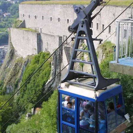 Ferienhaus Maison Au Calme Dans Un Domaine Boise