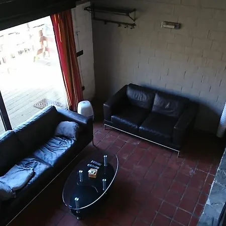 Maison Au Calme Dans Un Domaine Boise 펜션 Hastiere-par-dela